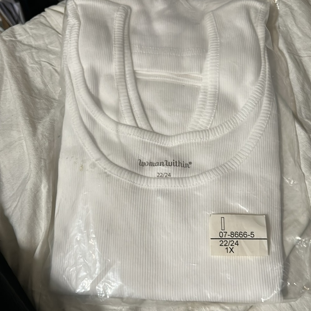 Woman Within Tank Top New in Bag Size 1X 22-24.White Ribbed.